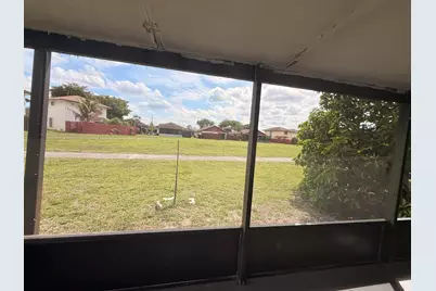 5330 Mendoza Street, West Palm Beach, FL 33415 - Photo 11