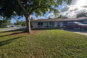 828 NE 16th St, Fort Lauderdale, FL 33304 - Photo 3