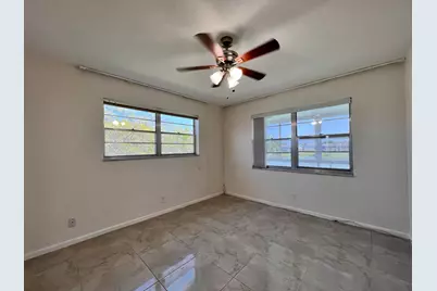 136 Somerset G, West Palm Beach, FL 33417 - Photo 11