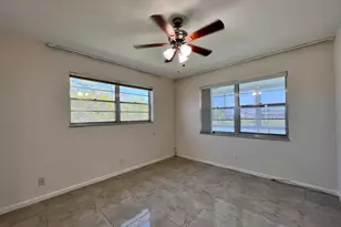 136 Somerset G, West Palm Beach, FL 33417 - Photo 11