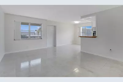 136 Somerset G, West Palm Beach, FL 33417 - Photo 7