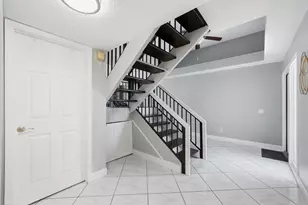 12300 NW 11th Ct, Pembroke Pines, FL 33026 - Photo 21
