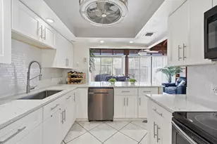 12300 NW 11th Ct, Pembroke Pines, FL 33026 - Photo 17