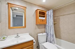 12300 NW 11th Ct, Pembroke Pines, FL 33026 - Photo 19