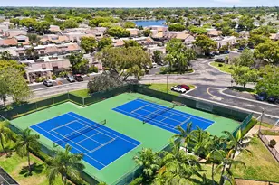 12300 NW 11th Ct, Pembroke Pines, FL 33026 - Photo 37