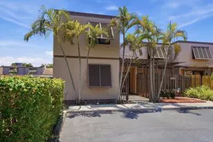 12300 NW 11th Ct, Pembroke Pines, FL 33026 - Photo 3