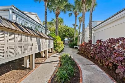 210 N Camelia Court, Vero Beach, FL 32963 - Photo 13