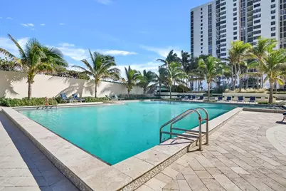 5380 N Ocean Drive #18j, Singer Island, FL 33404 - Photo 5