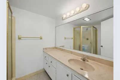 4800 Bayview Drive #606, Fort Lauderdale, FL 33308 - Photo 13