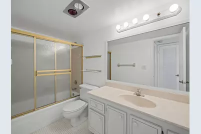 4800 Bayview Drive #606, Fort Lauderdale, FL 33308 - Photo 15