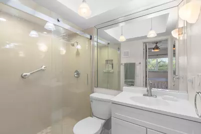 100 SE 6th Avenue #304, Pompano Beach, FL 33060 - Photo 11