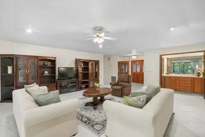 472 SE Majestic Terrace, Port Saint Lucie, FL 34983 - Photo 7