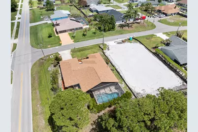 472 SE Majestic Terrace, Port Saint Lucie, FL 34983 - Photo 37