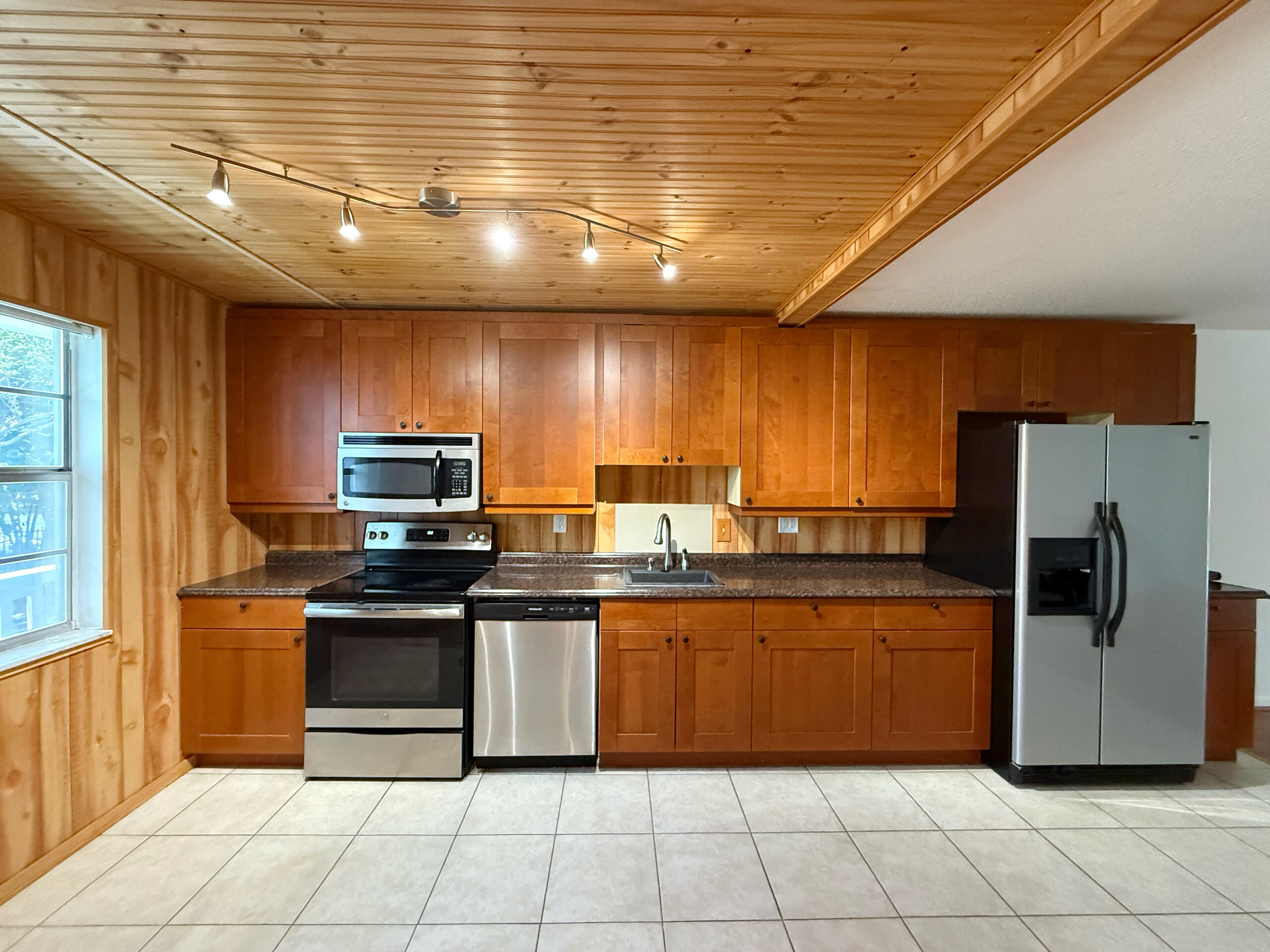 3776 Inverrary Blvd #204r main architectural view