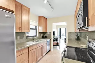 6760 Willow Wood Dr, Boca Raton, FL 33434 - Photo 9