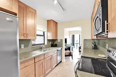 6760 Willow Wood Drive #1201, Boca Raton, FL 33434 - Photo 9