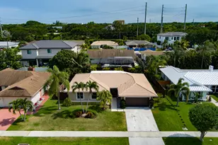 4886 Acorn Dr, Boca Raton, FL 33487 - Photo 35