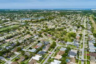 4886 Acorn Dr, Boca Raton, FL 33487 - Photo 33