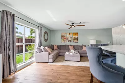 4886 Acorn Drive, Boca Raton, FL 33487 - Photo 5