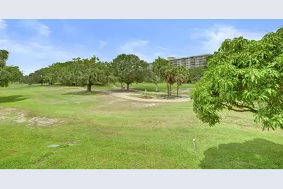545 Oaks Lane #204, Pompano Beach, FL 33069 - Photo 59