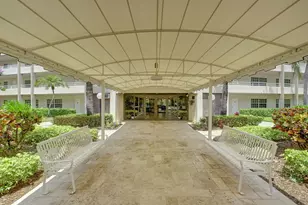 545 Oaks Ln, Pompano Beach, FL 33069 - Photo 17