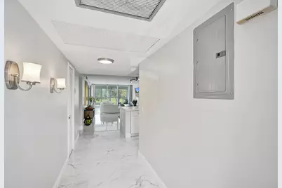 545 Oaks Lane #204, Pompano Beach, FL 33069 - Photo 21