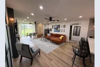 3700 Oaks Clubhouse Drive #103, Pompano Beach, FL 33069 - Photo 29