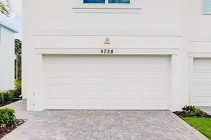 5728 SE Edgewater Cir, Stuart, FL 34997 - Photo 37