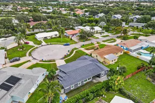 68 Azalea Cir, Jupiter, FL 33469 - Photo 5