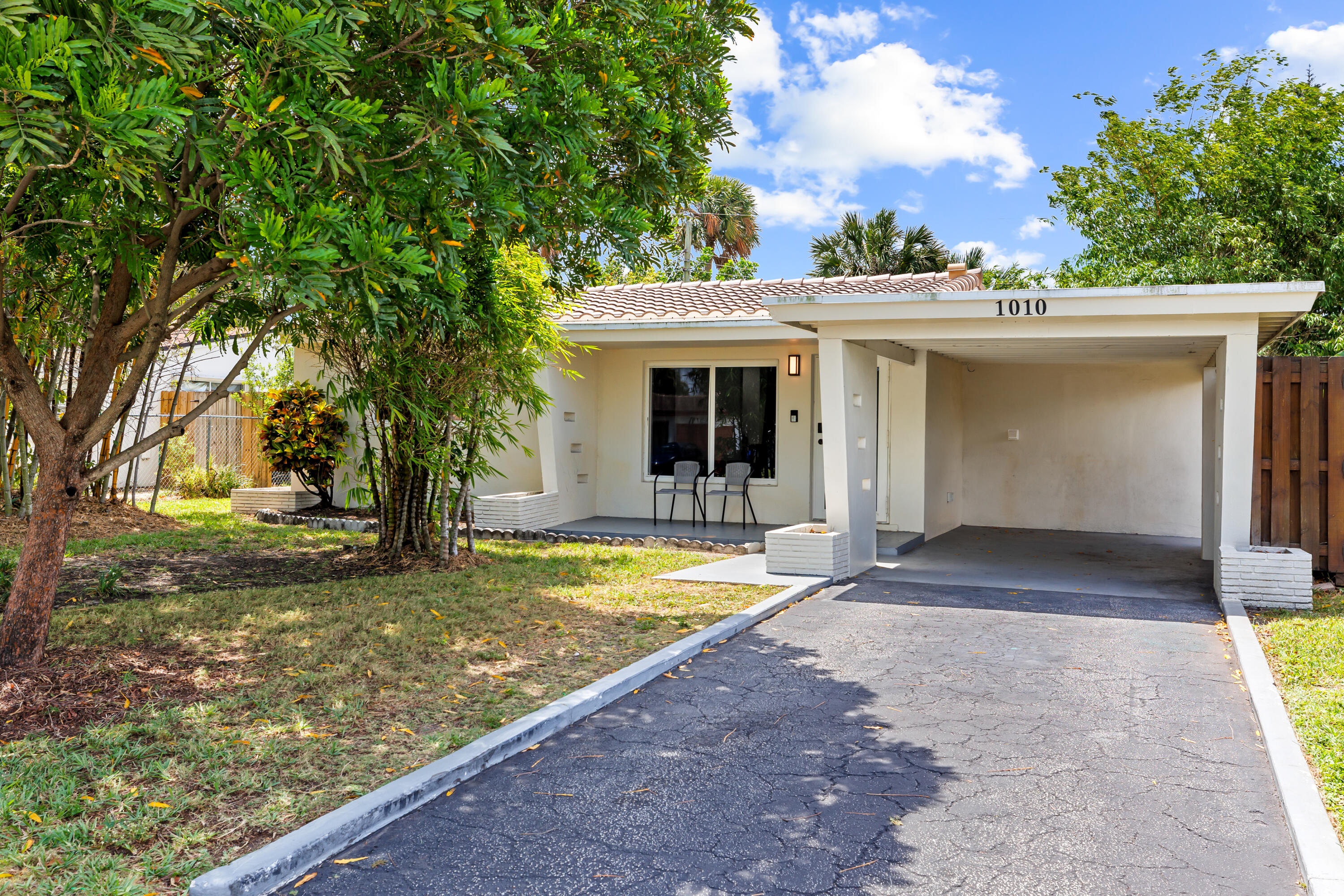1010 SW 32nd St - 1010 SW 32nd St, Fort Lauderdale, FL 33315 Luxury Property | Jose Angel Pina