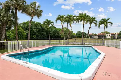 8004 Lagos De Campo Boulevard #C-203, Tamarac, FL 33321 - Photo 17