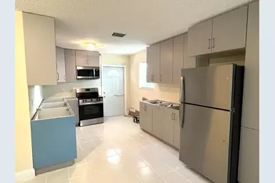 911 S D Street, Lake Worth Beach, FL 33460 - Photo 5