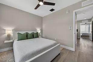 2535 NE 193rd St, Miami, FL 33180 - Photo 29