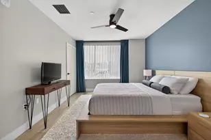2535 NE 193rd St, Miami, FL 33180 - Photo 33