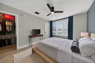 2535 NE 193rd St, Miami, FL 33180 - Photo 35