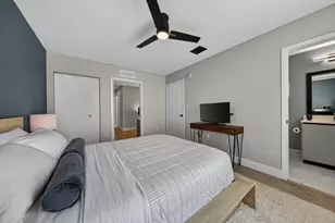2535 NE 193rd St, Miami, FL 33180 - Photo 39