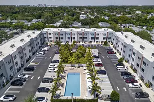 2535 NE 193rd St, Miami, FL 33180 - Photo 47