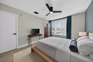 2535 NE 193rd St, Miami, FL 33180 - Photo 37