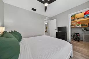 2535 NE 193rd St, Miami, FL 33180 - Photo 29