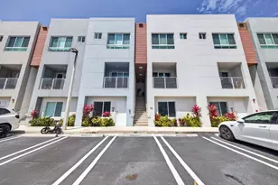 2535 NE 193rd St, Miami, FL 33180 - Photo 41
