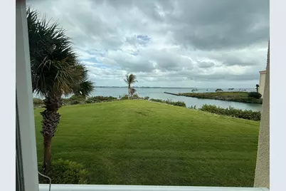 4 Harbour Isle Drive E #Unit 204, Fort Pierce, FL 34949 - Photo 17