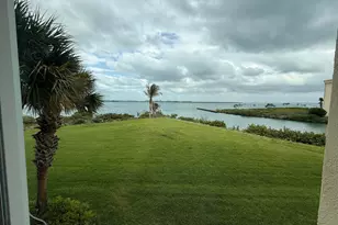 4 Harbour Isle Dr E, Fort Pierce, FL 34949 - Photo 17