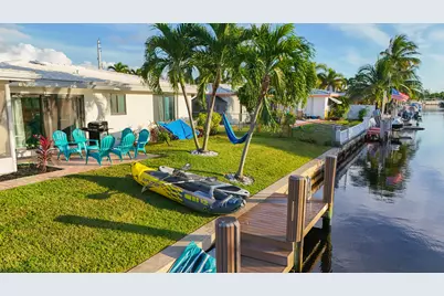 731 SE 5th Avenue, Pompano Beach, FL 33060 - Photo 17