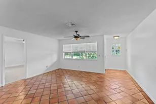 6537 Monmouth Rd, West Palm Beach, FL 33413 - Photo 9
