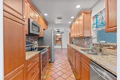 6537 Monmouth Road, West Palm Beach, FL 33413 - Photo 9