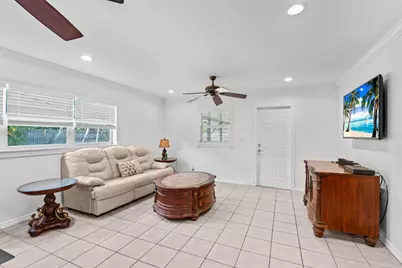 6537 Monmouth Road, West Palm Beach, FL 33413 - Photo 7