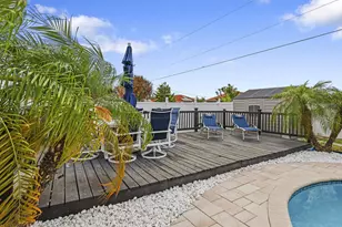 275 SW Tulip Blvd, Port Saint Lucie, FL 34953 - Photo 3