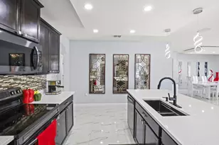 275 SW Tulip Blvd, Port Saint Lucie, FL 34953 - Photo 13