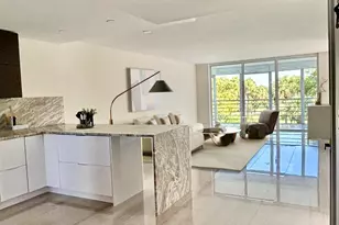 3960 Oaks Clubhouse Dr, Pompano Beach, FL 33069 - Photo 3
