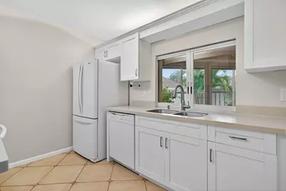 1127 E Seminole Avenue #8a, Jupiter, FL 33477 - Photo 9
